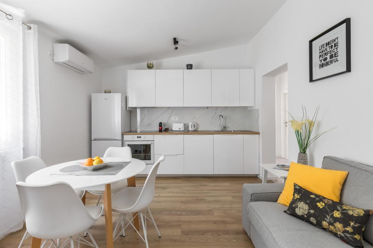 Tonina Apartment - house w free parking, terrace, garden, BBQ Split Buitenkant foto