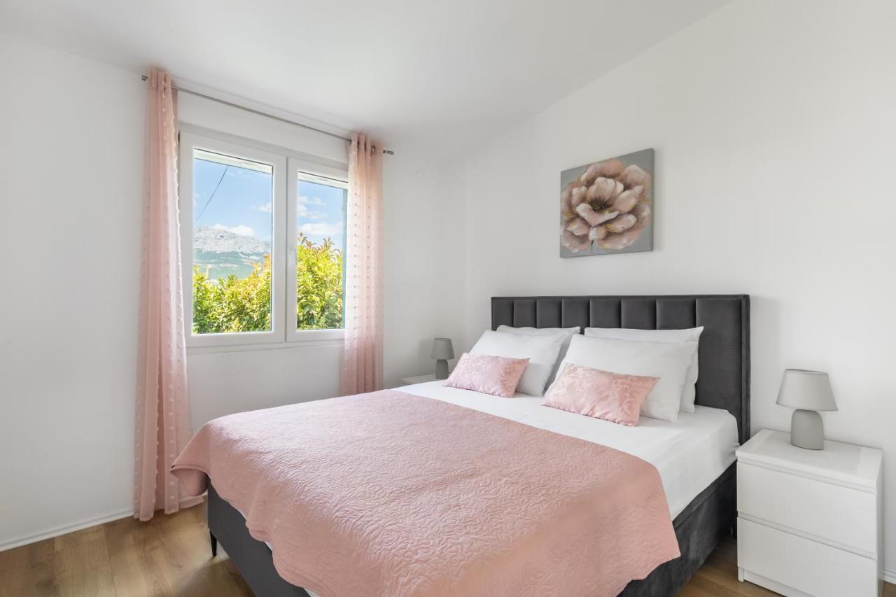 Tonina Apartment - house w free parking, terrace, garden, BBQ Split Buitenkant foto