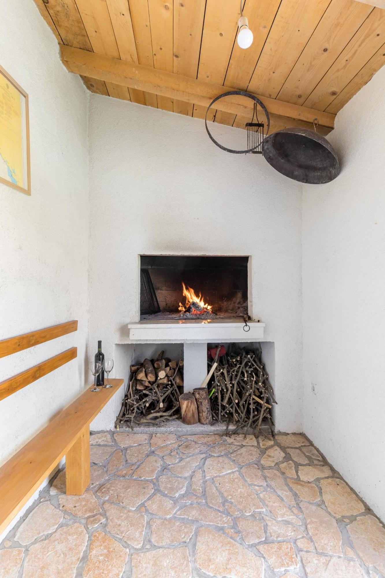 Tonina Apartment - house w free parking, terrace, garden, BBQ Split Buitenkant foto